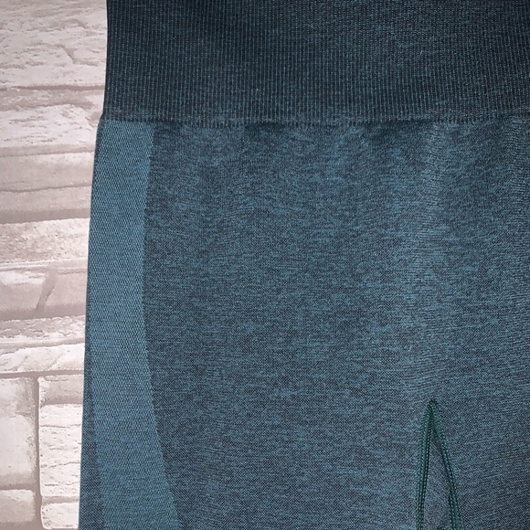 PINK Victoria secret seamless leggings - Picture 2 of 4